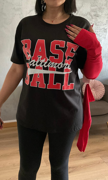 T-shirt con manicotti