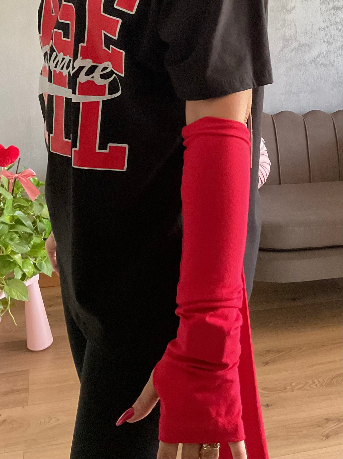 T-shirt con manicotti
