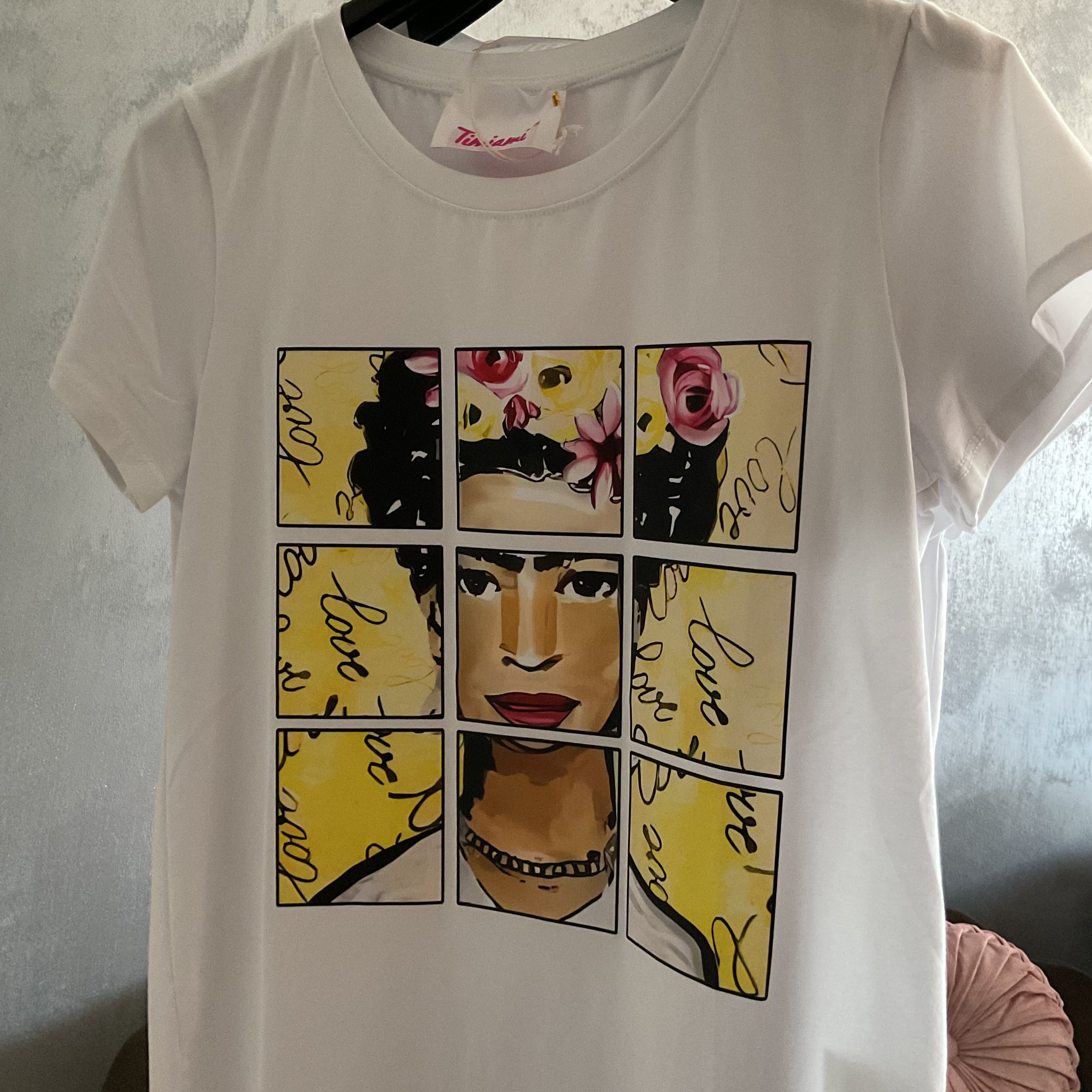T-shirt stampa Frida